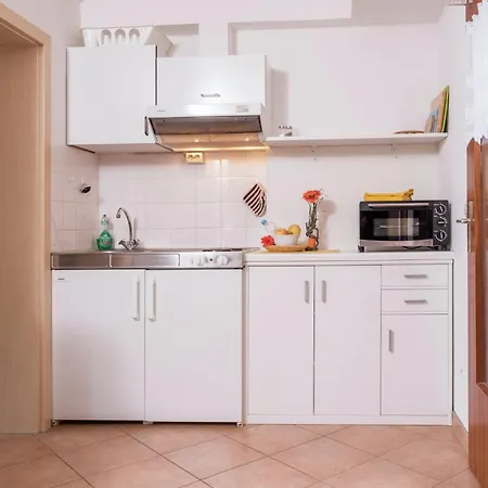Terrassenwohnung, Apartman