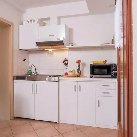 Terrassenwohnung, Apartman
