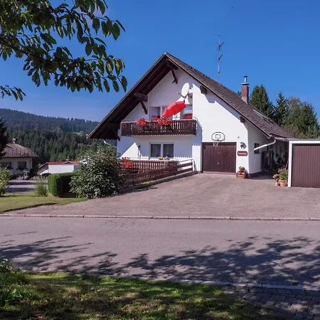 Apartman Terrassenwohnung, *